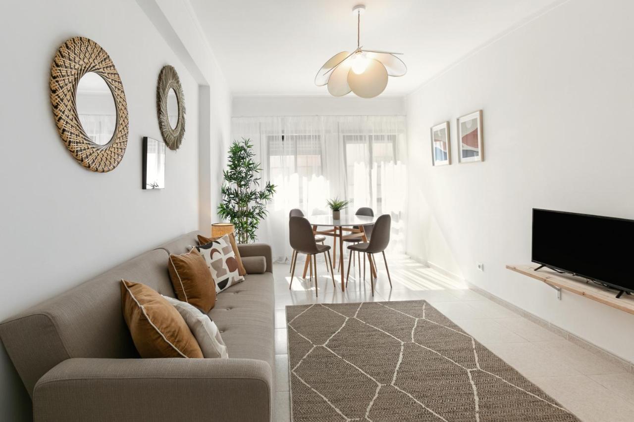 Peniche Coastal Escape Apartment Exterior photo